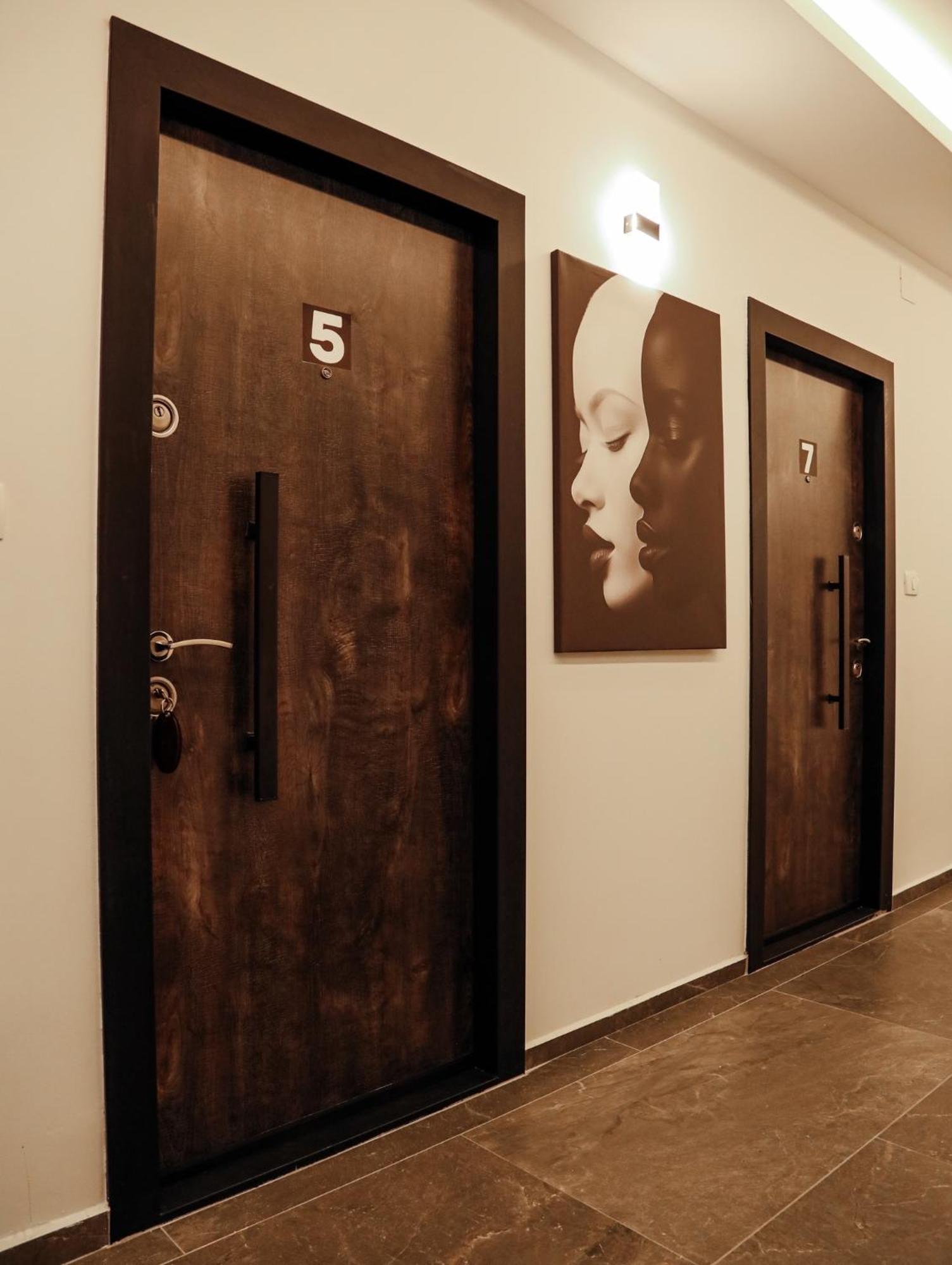 Hotel Europa 92 Ferizaj Exteriör bild
